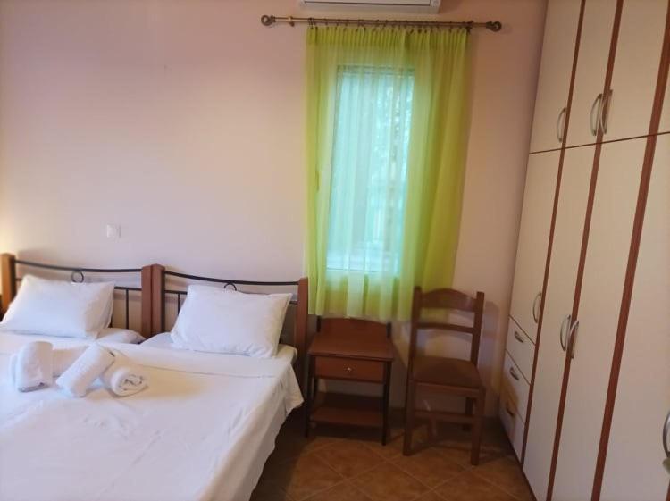 Appartement Lourantos 2 à Vathy  Extérieur photo