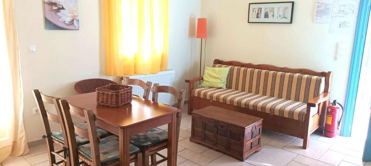 Appartement Lourantos 2 à Vathy  Extérieur photo