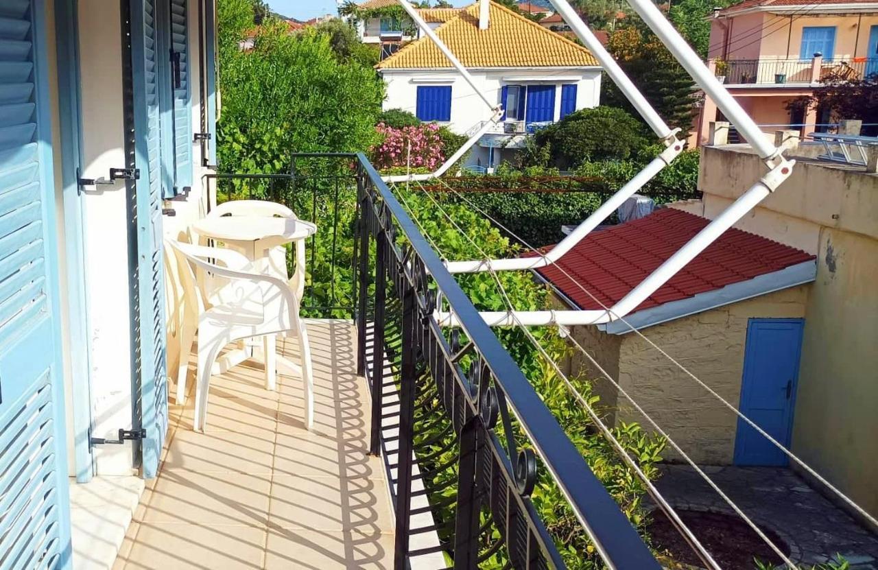 Appartement Lourantos 2 à Vathy  Extérieur photo