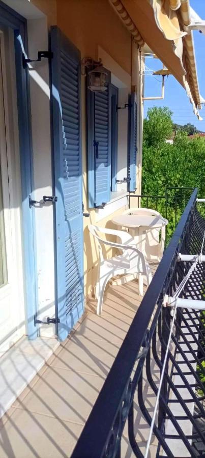 Appartement Lourantos 2 à Vathy  Extérieur photo