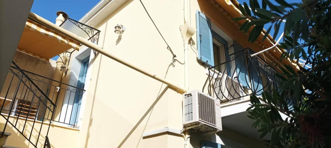 Appartement Lourantos 2 à Vathy  Extérieur photo