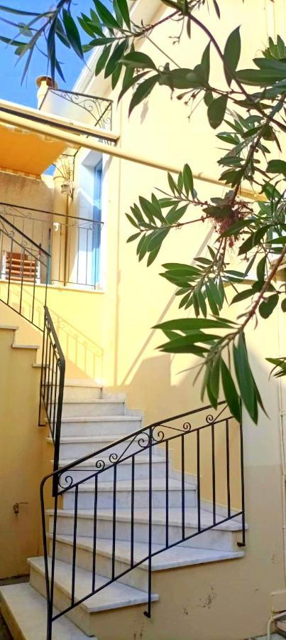 Appartement Lourantos 2 à Vathy  Extérieur photo